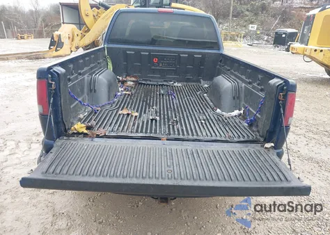 2003 GMC Sonoma Sls z USA, uszkodzony, nr VIN 1GTDT19X538253755